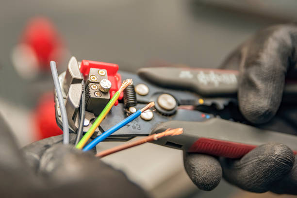 Best Circuit Breaker Repair  in North Weeki Wachee, FL