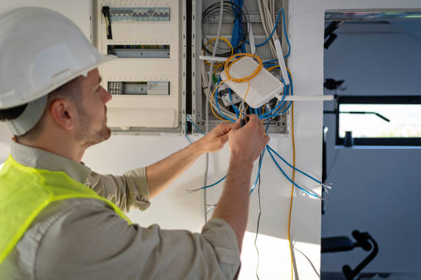 Best Emergency Electrical Repair  in North Weeki Wachee, FL
